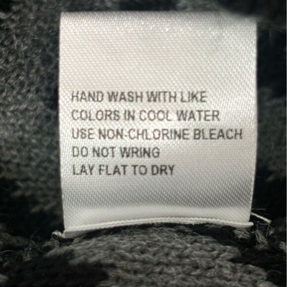 PBJ Sport Black Christmas Snowman Snowflakes Zippered Cardigan Sweater Sz Small - Picture 9 of 9